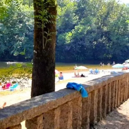 펜션 A Casa Do Aloumino Da Auga Mondariz Vt-po-00148 Y Prexigueiro Obsequio Entrada Por Persona A Circuito Termal