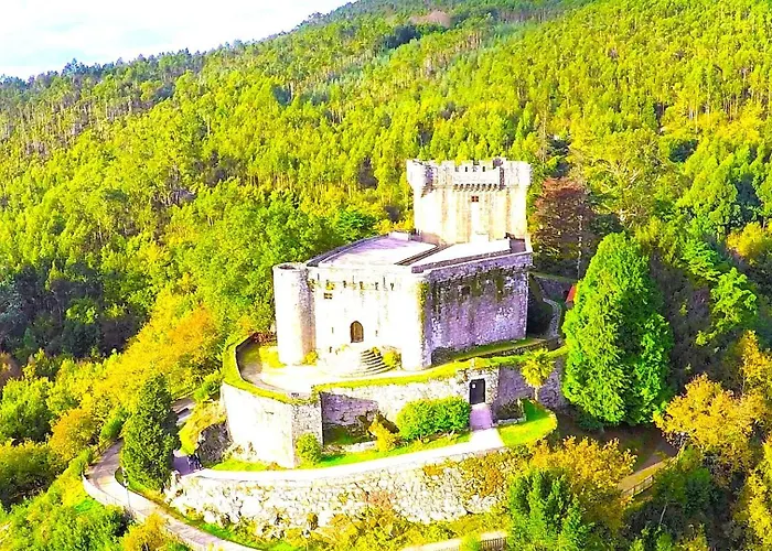 A Casa Do Aloumiño Da Auga Mondariz Vt-po-00148 Y Prexigueiro Obsequio Entrada Por Persona A Circuito Termal