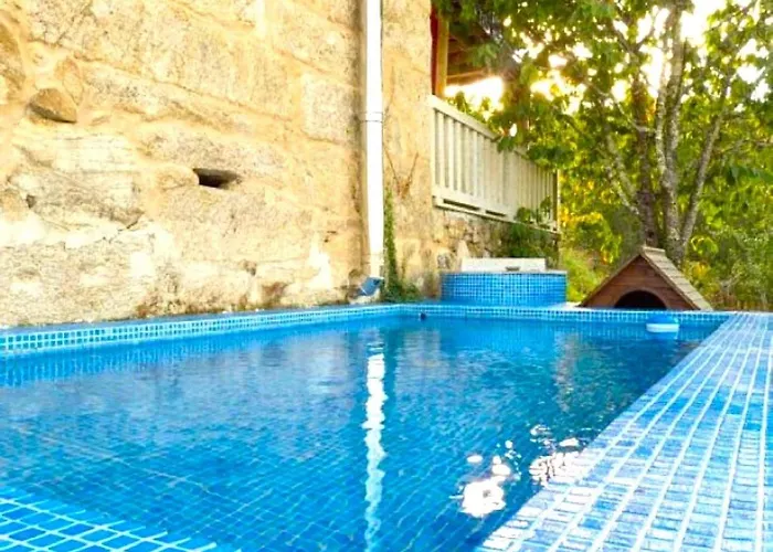 A Casa Do Aloumiño Da Auga Mondariz Vt-po-00148 Y Prexigueiro Obsequio Entrada Por Persona A Circuito Termal